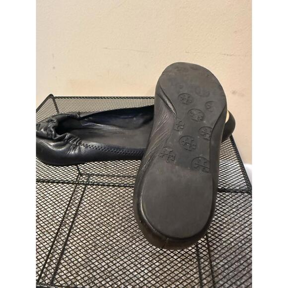Tory Burch Leather Ballet Flats - Women’s 8 - Black W/ Gold Logo - Picture 5 of 6